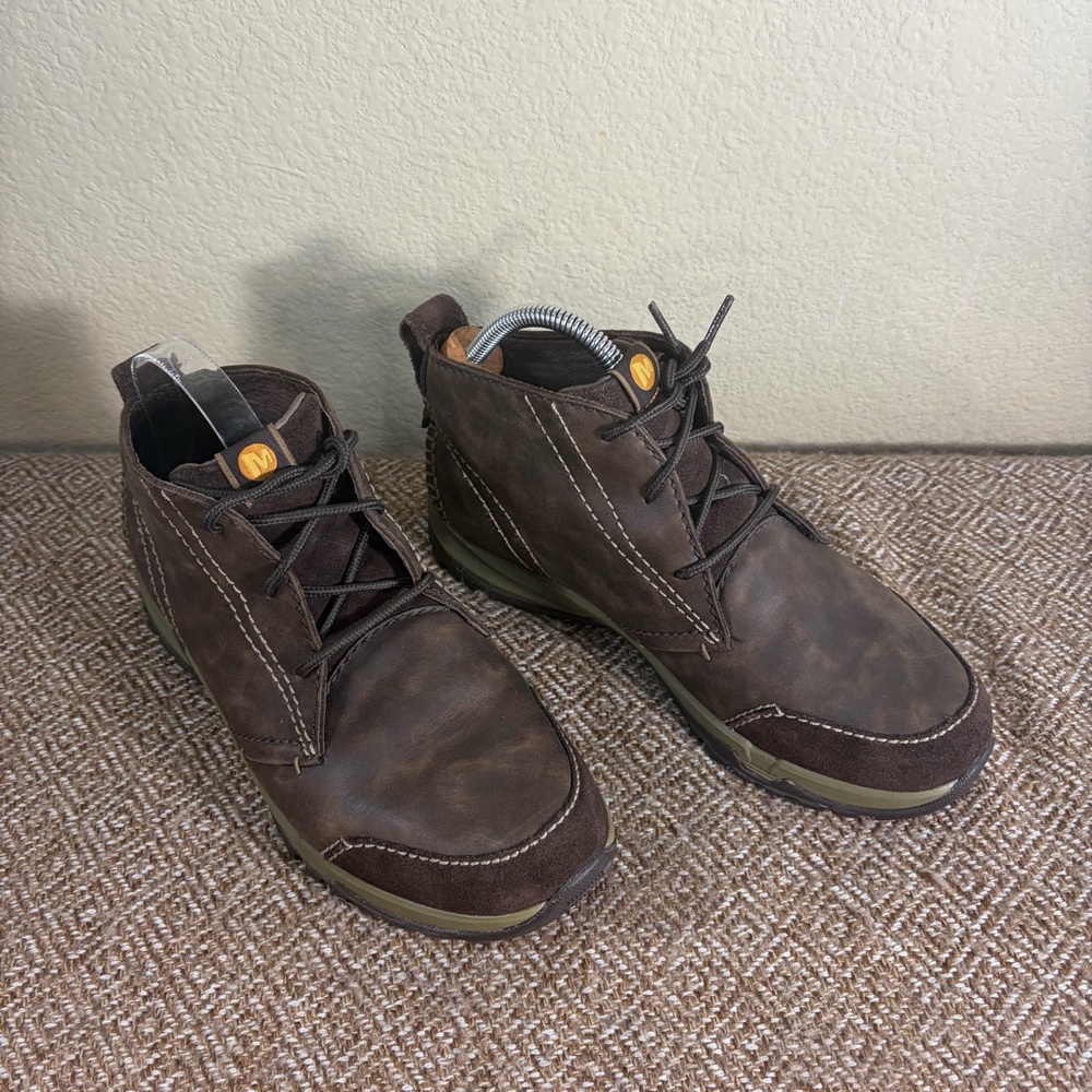 Merrell Men’s InBound Chukka Boot Brown Vibram Sole Sz 9 Outdoor Comfy Gorpcore